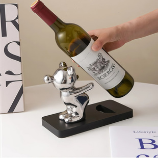 暴力熊客厅红酒架摆件酒柜装 饰品家居玄关餐桌电视柜酒架乔迁礼物