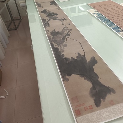 八大山人朱耷 莲塘戏禽图卷 书画水墨国画真迹高清微喷手卷装饰画