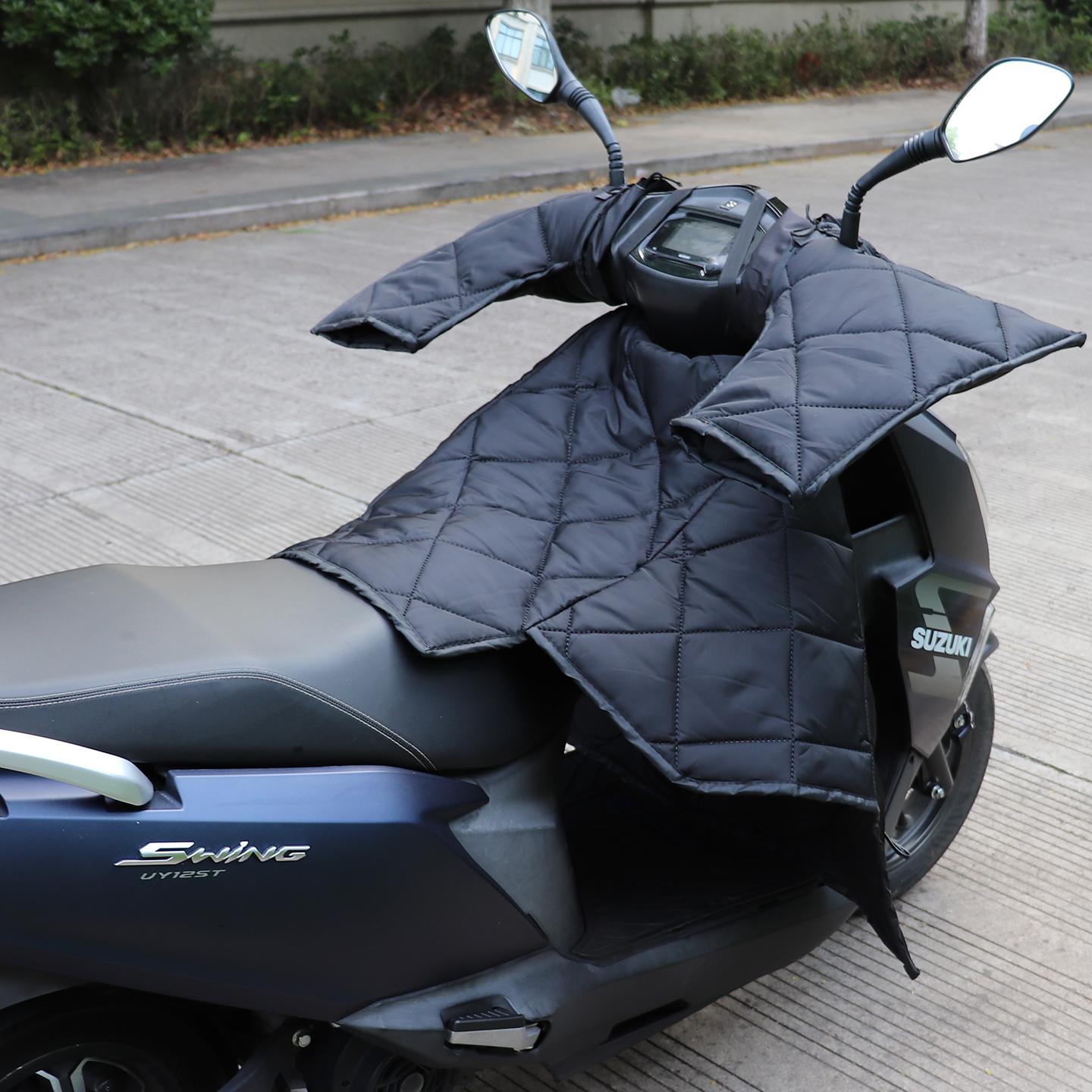 适用豪爵afr125踏板摩托车挡风被冬季加大双面防水分体可折叠中厚