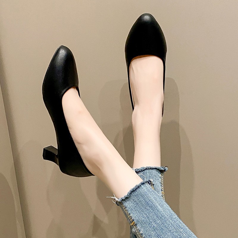 显颜单鞋简约翻边PU2024年冬季