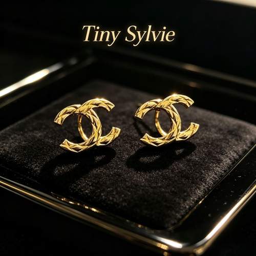 Tiny Sylvie高定明星同款金色菱格耳圈高级感小巧精致耳钉女礼物