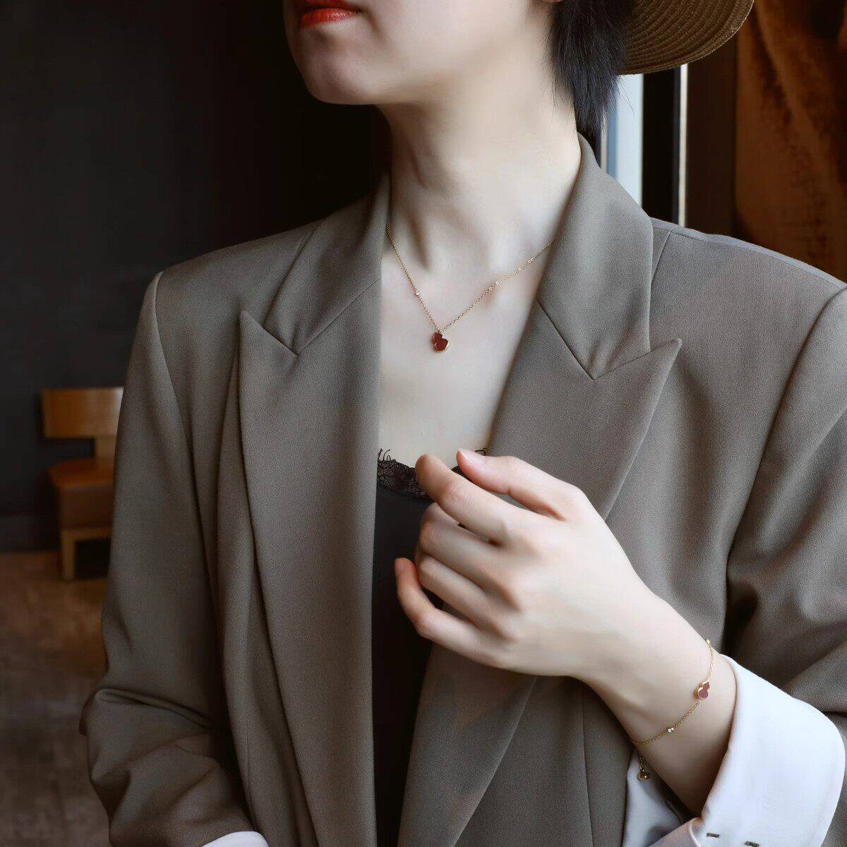 Tiny Sylvie 轻奢小众红色项链女新款本命年礼物