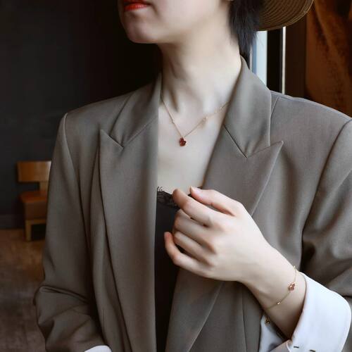 Tiny Sylvie 轻奢小众红色项链女新款本命年礼物