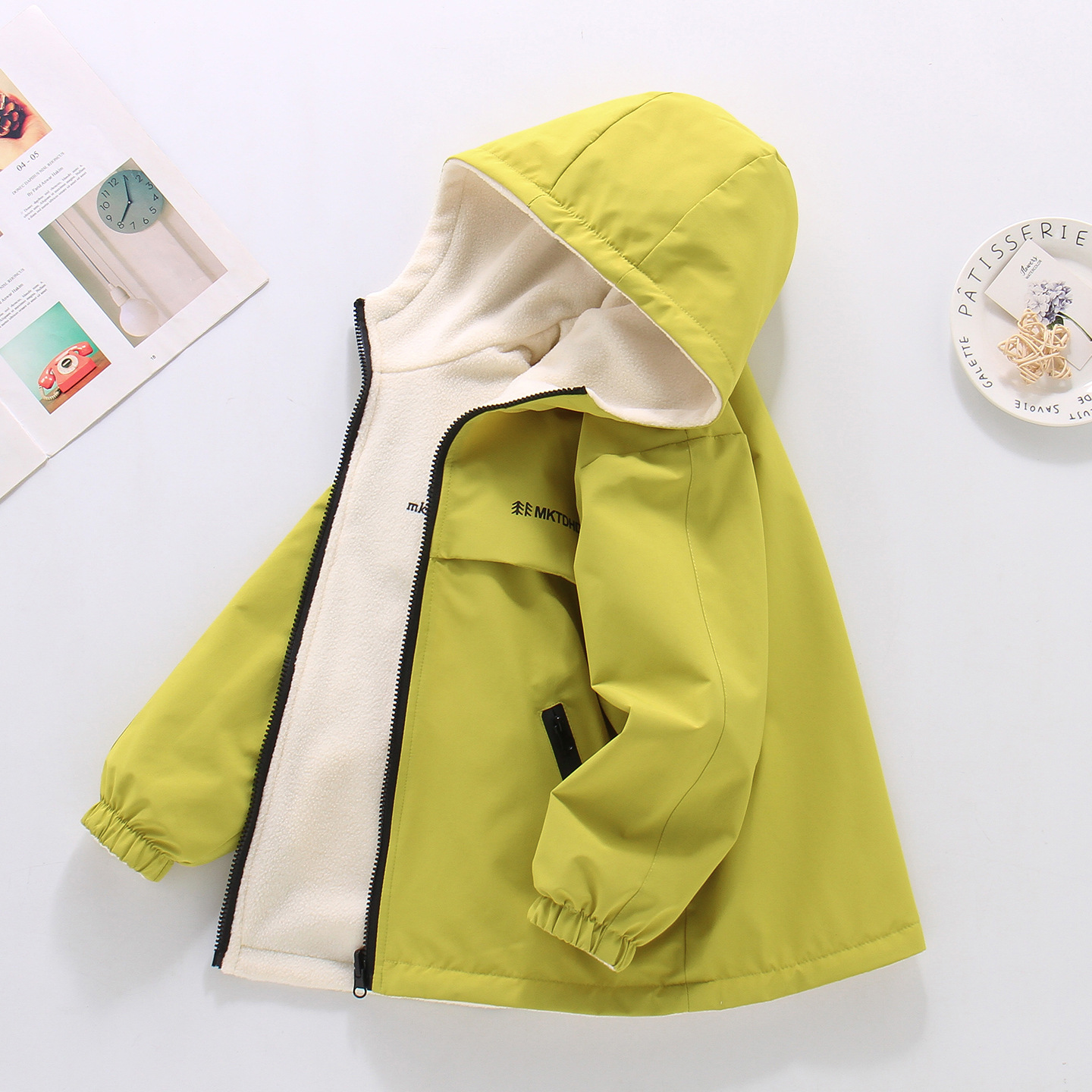 男童加绒双面穿外套冲锋衣2025春秋冬新款上衣中大童帅气单件风衣