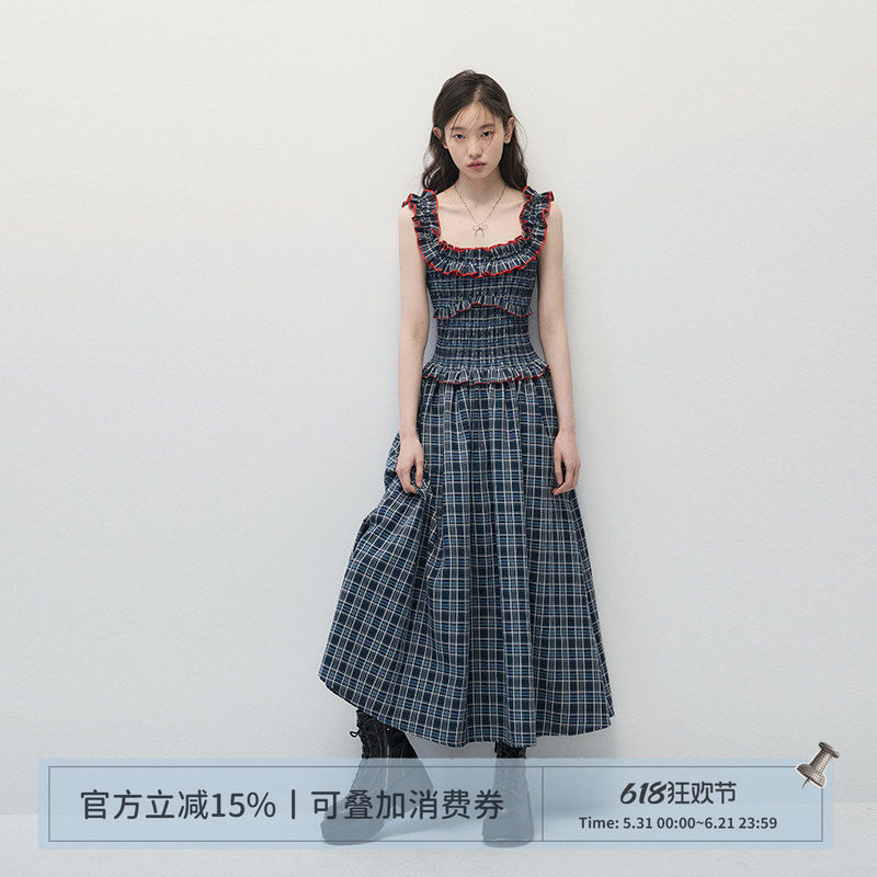 ANNATTO 夜泉的心跳 夏季藏蓝色木耳边一字肩撞色吊带连衣裙长裙
