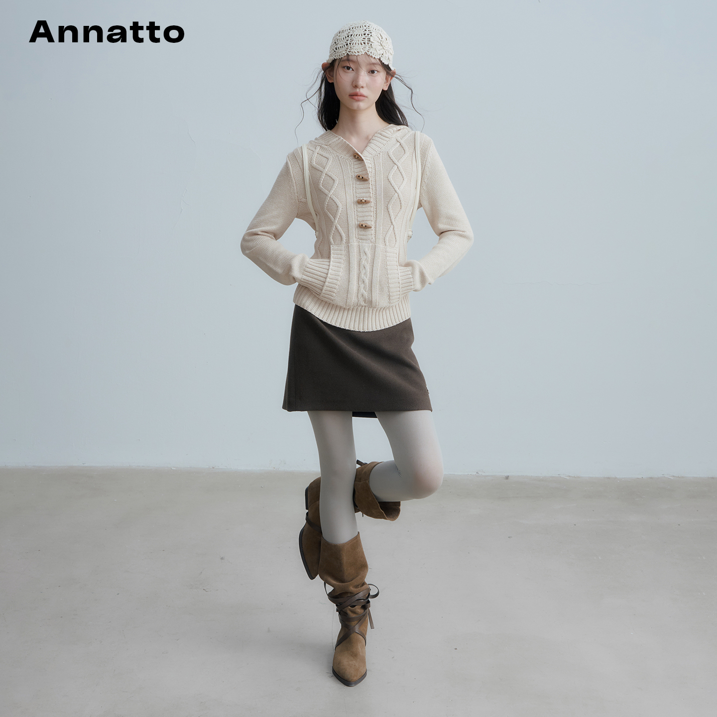 ANNATTO米色带帽开衫毛衣外套女