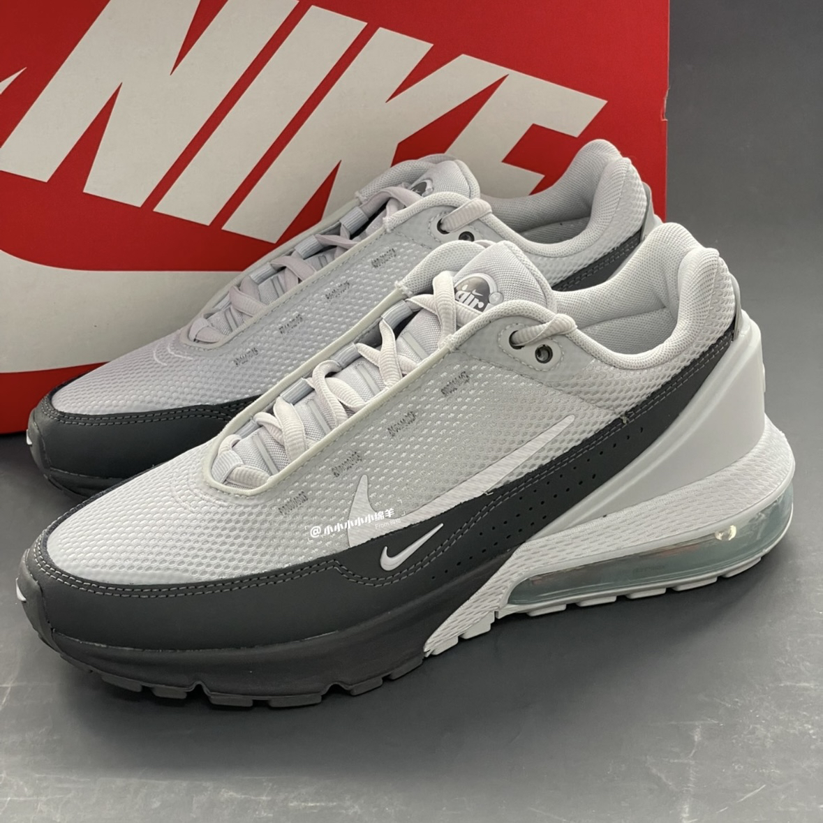 耐克Nike Air Max Plus男子运动休闲气垫缓震跑步鞋FN7459-001吴