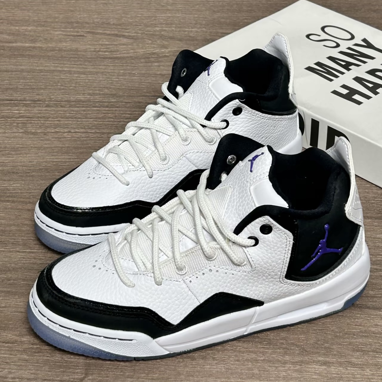 JORDANJordan Courtside23减震防滑耐磨复古篮球鞋AR1002-104