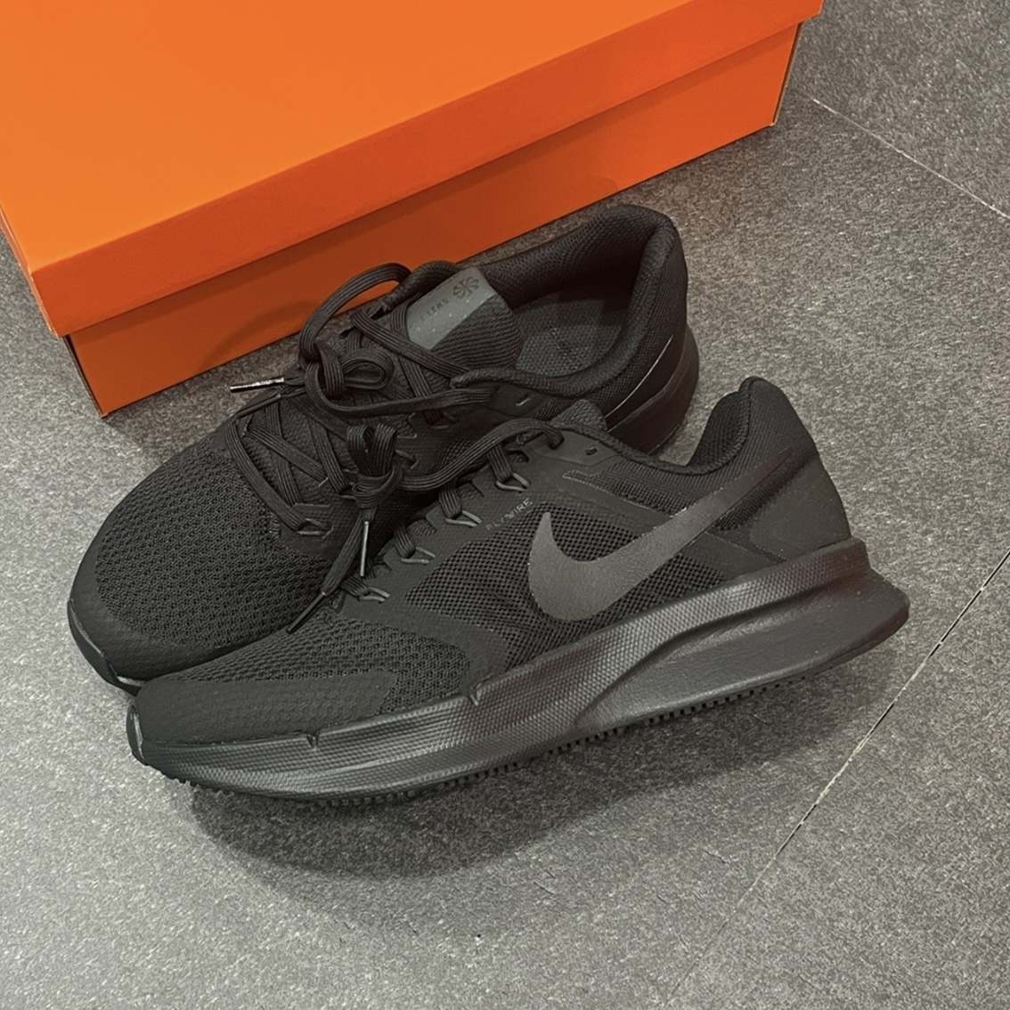Nike Run Swift 3减震防滑耐磨舒适透气缓震运动跑鞋DR2695-003