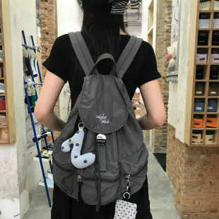 Unique 韩系轻亚风防水大容量双肩包通勤旅游背包学生书包女 blue