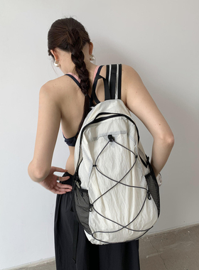 Unique blue通勤速干抽绳调节肩带大容量登山包旅行包双肩背包女