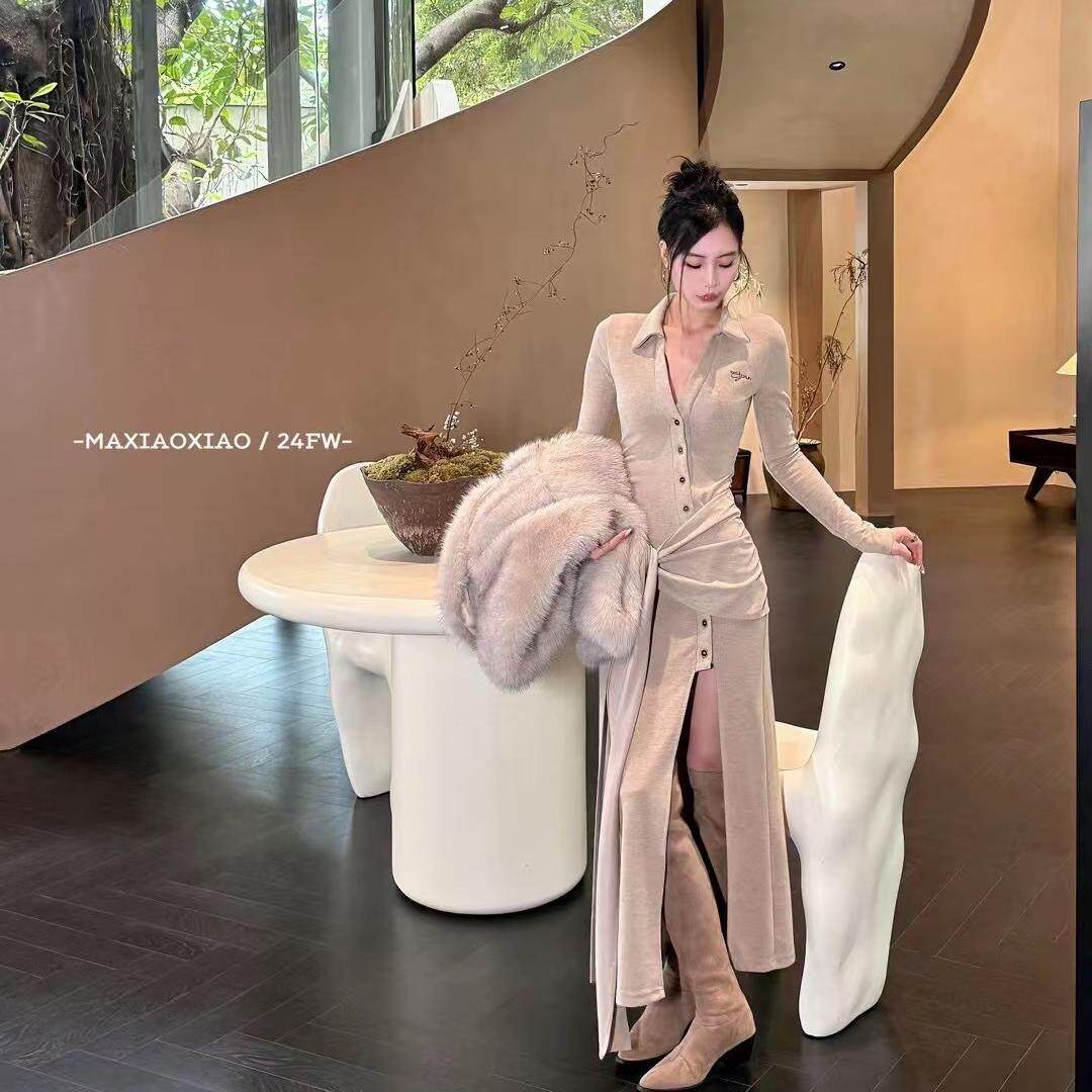 慵懒风长袖V领设计款连衣裙开叉