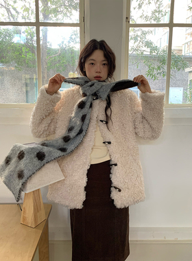 dorydory白色牛角扣羊羔毛外套冬天独特超好看羊羔绒上衣厚款