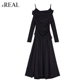 real设计感露肩吊带连衣裙女春季 气质收腰大摆辣妹风小黑裙