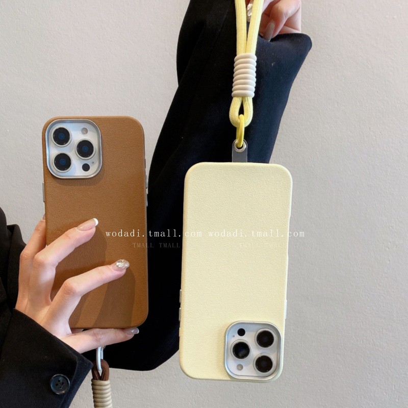 适用苹果15手机壳带手绳14简约高级感13promax手腕挂绳12保护套iPhone16plus防摔11大孔全包15Pro个性男女款