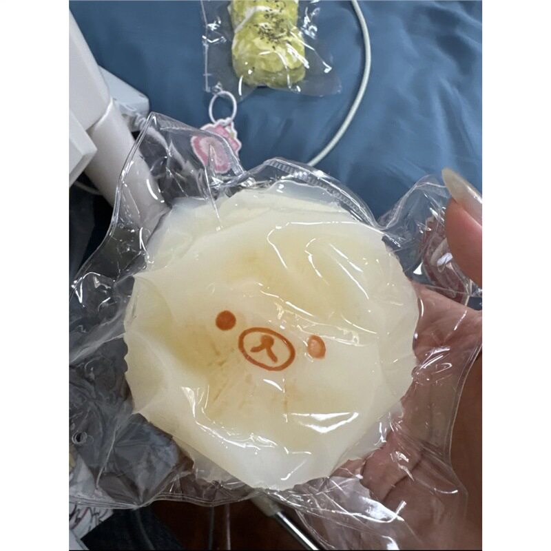 轻松熊菠萝果切捏捏乐轻松熊萝卜稀奶油感网红款食物系解压神器