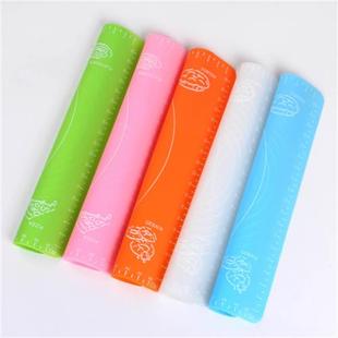 硅胶垫环保食品级家用长方形烘焙加厚和面垫学生餐垫擀面垫揉面垫