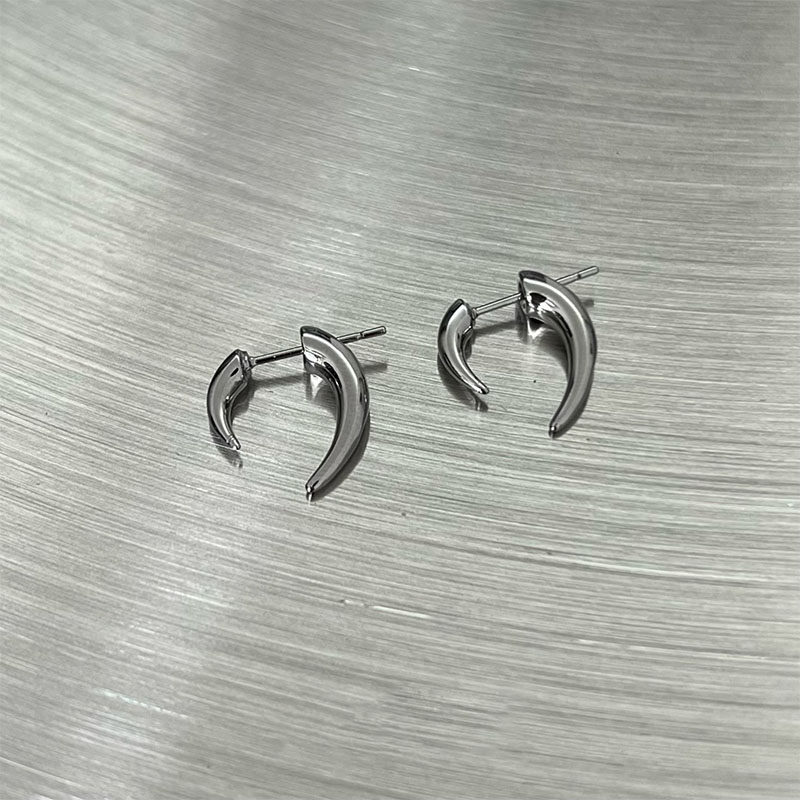 thumbnail for Niche wolf tooth stud earrings are high-end, European and American personality is unique, cold wind crescent earrings, American sweet and cool earrings for men and women