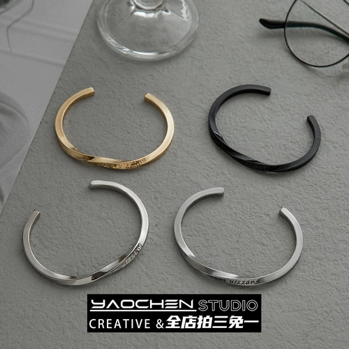 Ретро брендовый браслет подходит для мужчин и женщин, небольшое дизайнерское ювелирное украшение, аксессуар