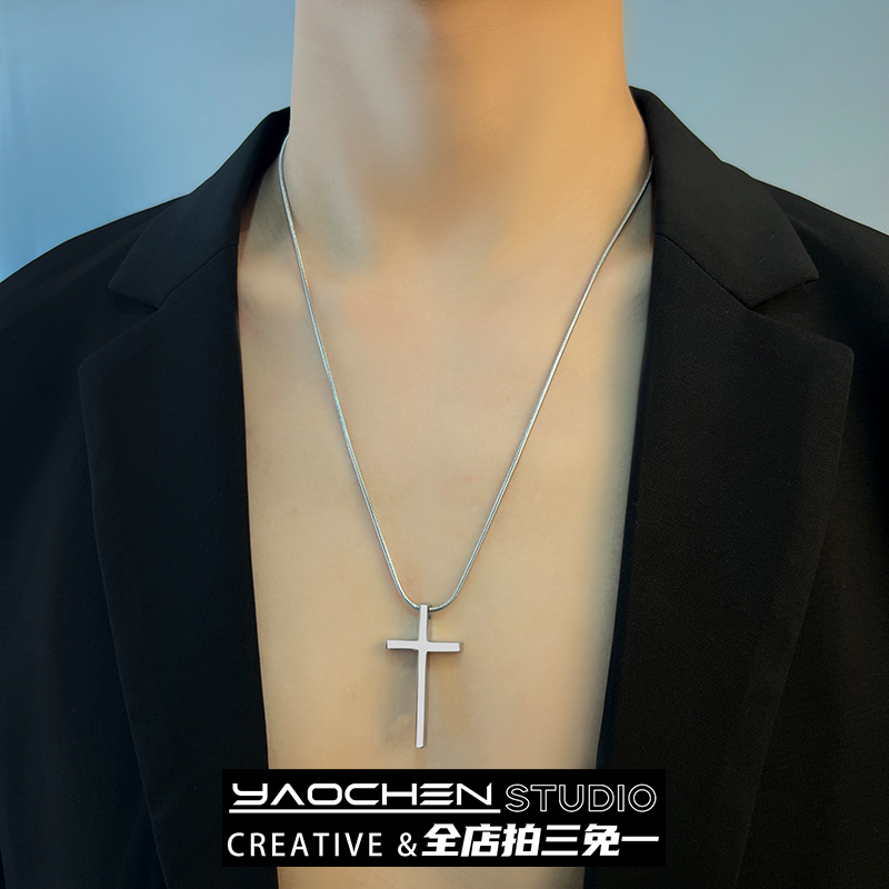 简约蛇骨链十字架吊坠钛钢项链