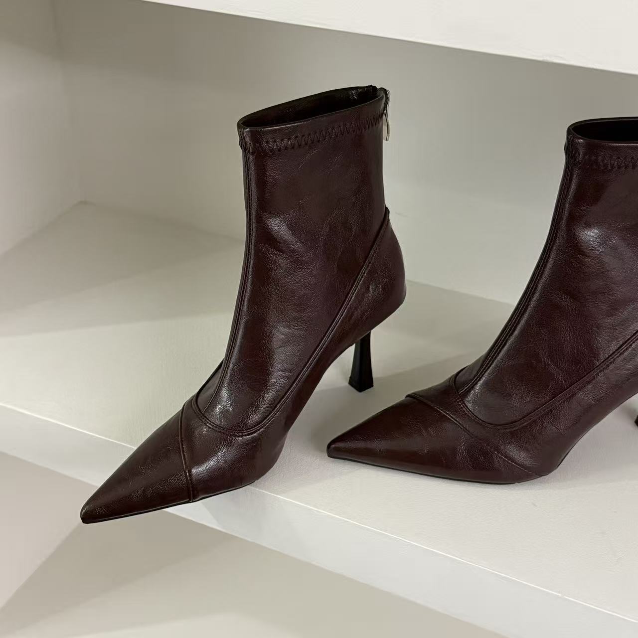 复古风后拉链法式瘦瘦女短靴子