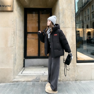 yaya鸭鸭新款羽绒服大码女装2026简约加厚保暖时尚防寒连帽外套