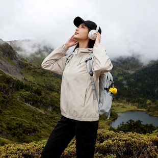 鸭鸭羽绒服女轻薄款短款户外外套新款2026巨好看的时尚洋气