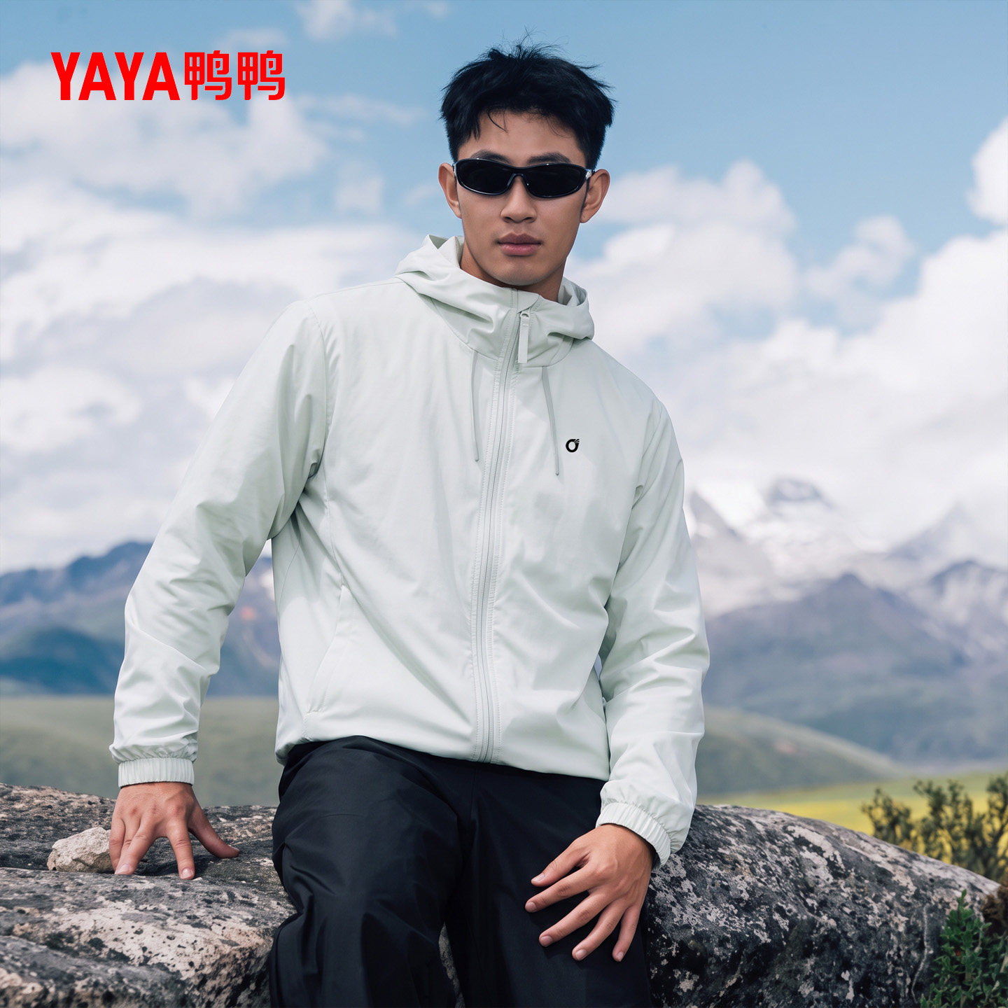 鸭鸭羽绒服男款轻薄款男士外套短图片