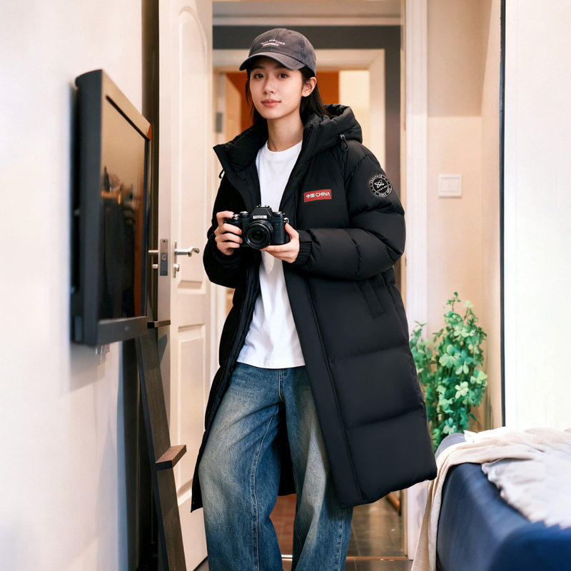 鸭鸭羽绒服女款御寒2025加厚潮流女装新款中长款宽松连帽冬外套