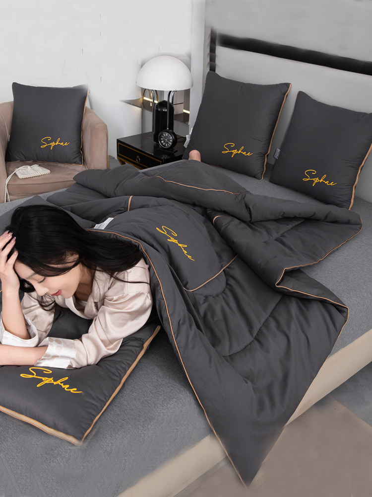 纯棉抱枕被子两用高档车抱枕沙发车上抱枕毯办公室二合一午睡毯子