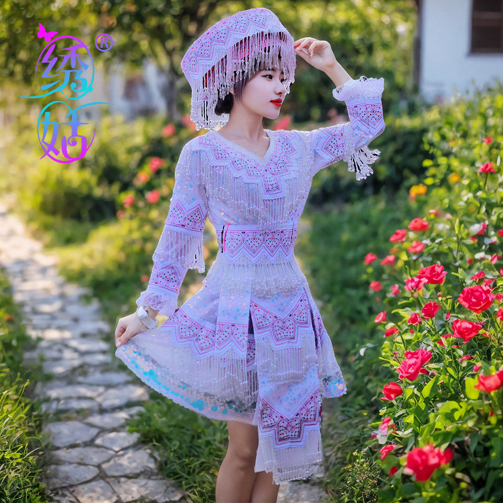 原创新款苗族服装云南贵州少数民族特色花边珠珠吊坠短款裙子套装