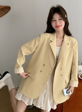 2026春季蕾丝拼接奶黄色西装短外套C205-P145K238