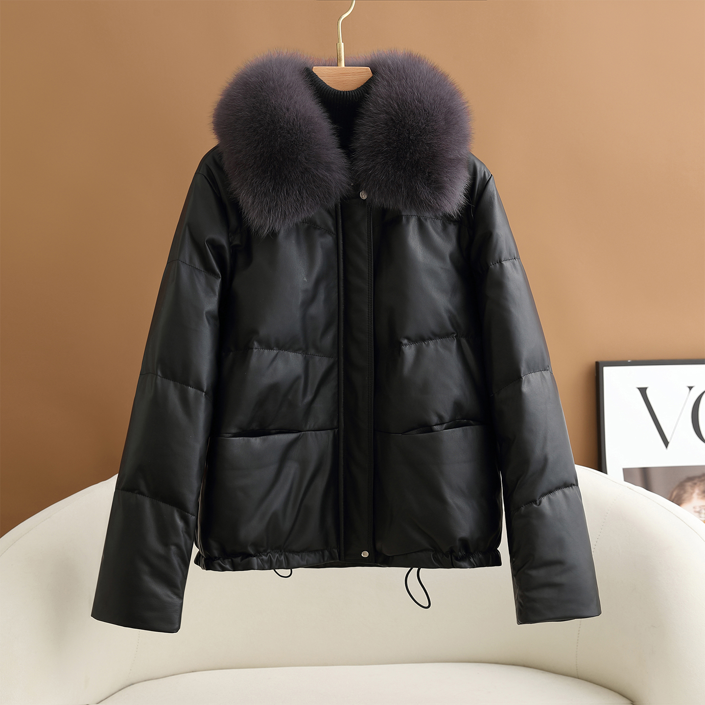 真皮羽绒服皮衣女2025冬新款宽松狐狸毛领海宁头层绵羊皮外套短款