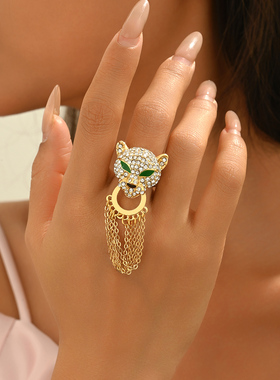 欧美嘻哈豹子脑袋戒指