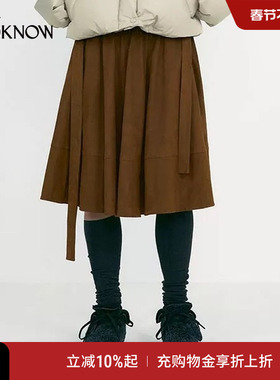 LOW CLASSIC X LOOKNOW设计师品牌2025秋冬新品棕色麂皮半身裙女