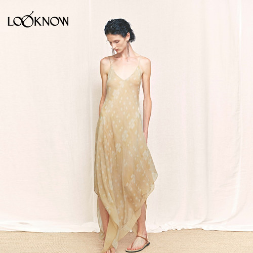 auti seminario x LOOKNOW设计师品牌26年春夏新品真丝印花连衣裙