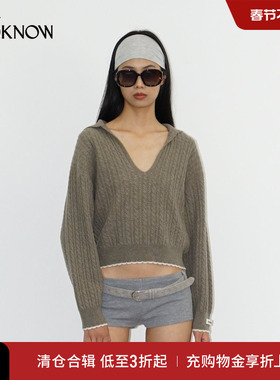 madeinormal X LOOKNOW2025秋冬新品卡其绿V领绞花撞白边针织衫女