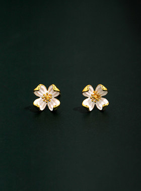 白色小花耳夹耳钉宫廷风小众耳钉 感轻奢复古耳饰饰品女