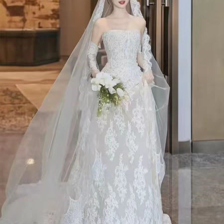 抹胸主婚纱2026新款法式简约拖尾高级质感新娘小个子轻纱出门纱