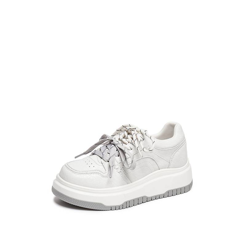 思加图2025新款百搭白色板鞋厚底运动休闲鞋透气女鞋S2233CM5