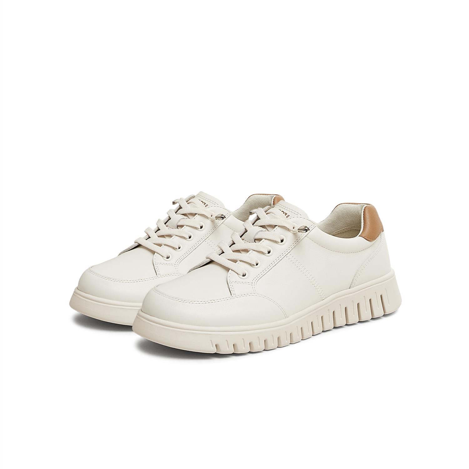 天美意复古厚底休闲鞋软底英伦小皮鞋女小白鞋2025春新款CHA33AM5