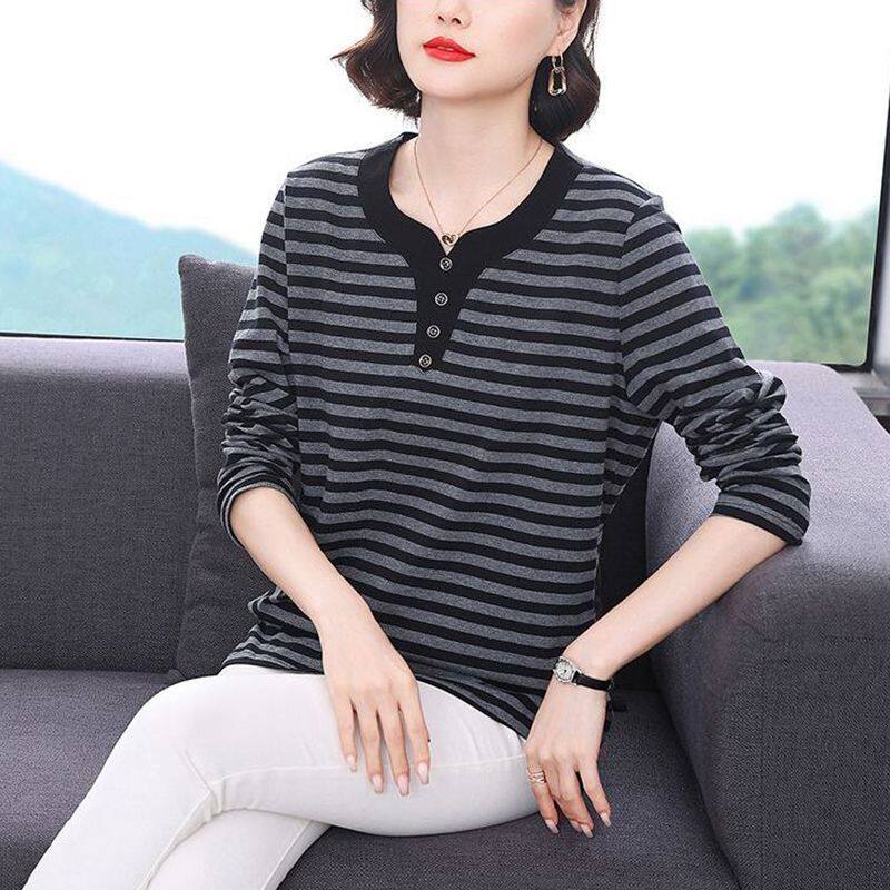时髦撞色条纹长袖T恤女秋季新款宽松减龄百搭套头纯棉上衣打底衫