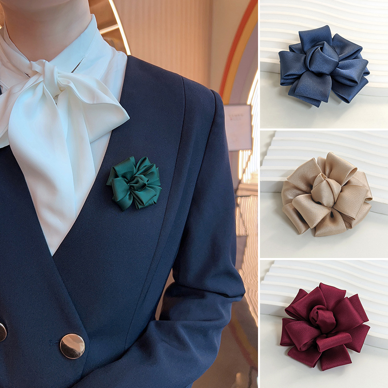 纪简韵胸花女优雅花朵墨绿胸针新