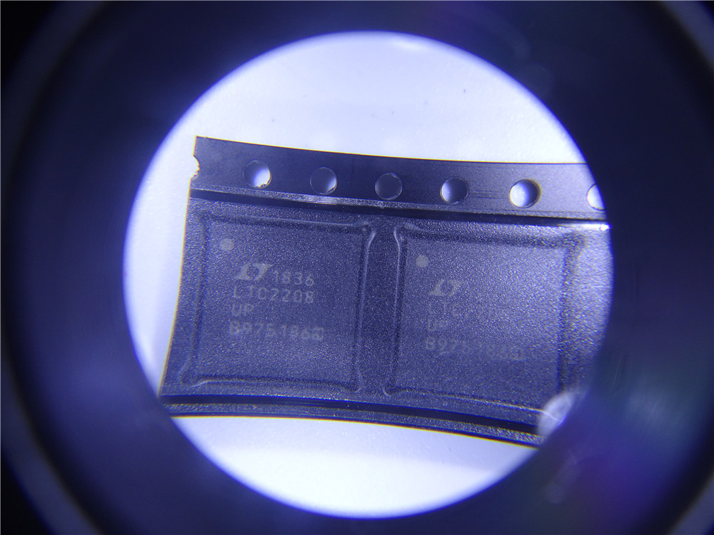 LTC2208IUP QFN-64 贴片#TRPBF PBF 14位模数转换器 芯片