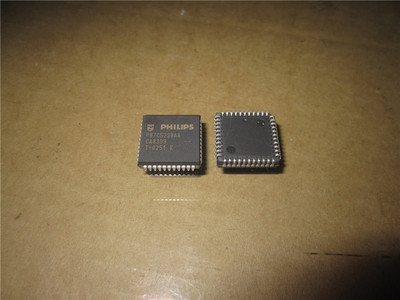 原装 | P87C52SBAA PLCC44 集成 IC芯片全新