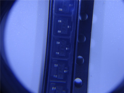 高频三极管 BFG520/X(WML) BFS17W BFR92AW SOT143 NPN 原装全新