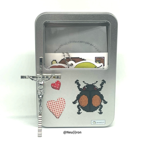 炕炕宝贝插画师原创二次元动漫周边oc手绘插画手帐挂件贴纸铁盒