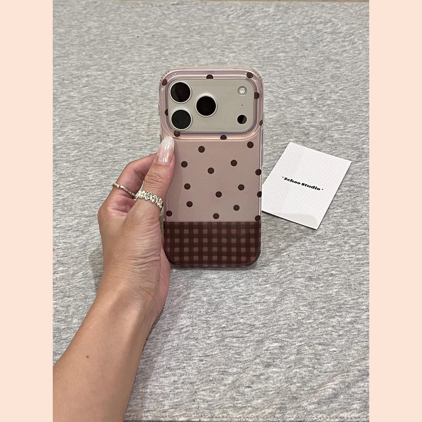 韩风小众拼接格纹波点适用苹果18promax手机壳iPhone17女新款16超好看15艺术不撞壳18Pro防摔17pro保护套ins