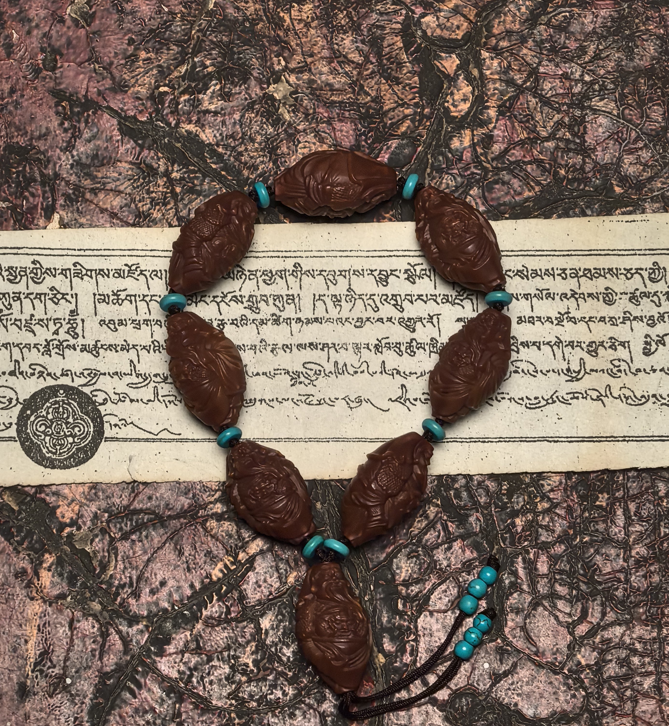 爆款来袭【关公】爆红玉化老油核 手工雕修 高端橄榄核手串