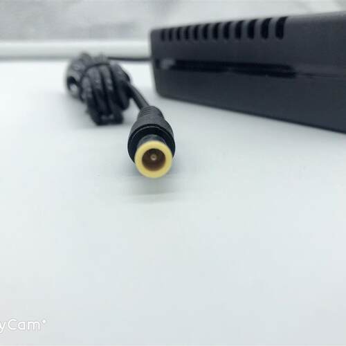 JVC/杰伟世 GC-P100AC V20M高速摄像机 电源适配器 充电器 电源线